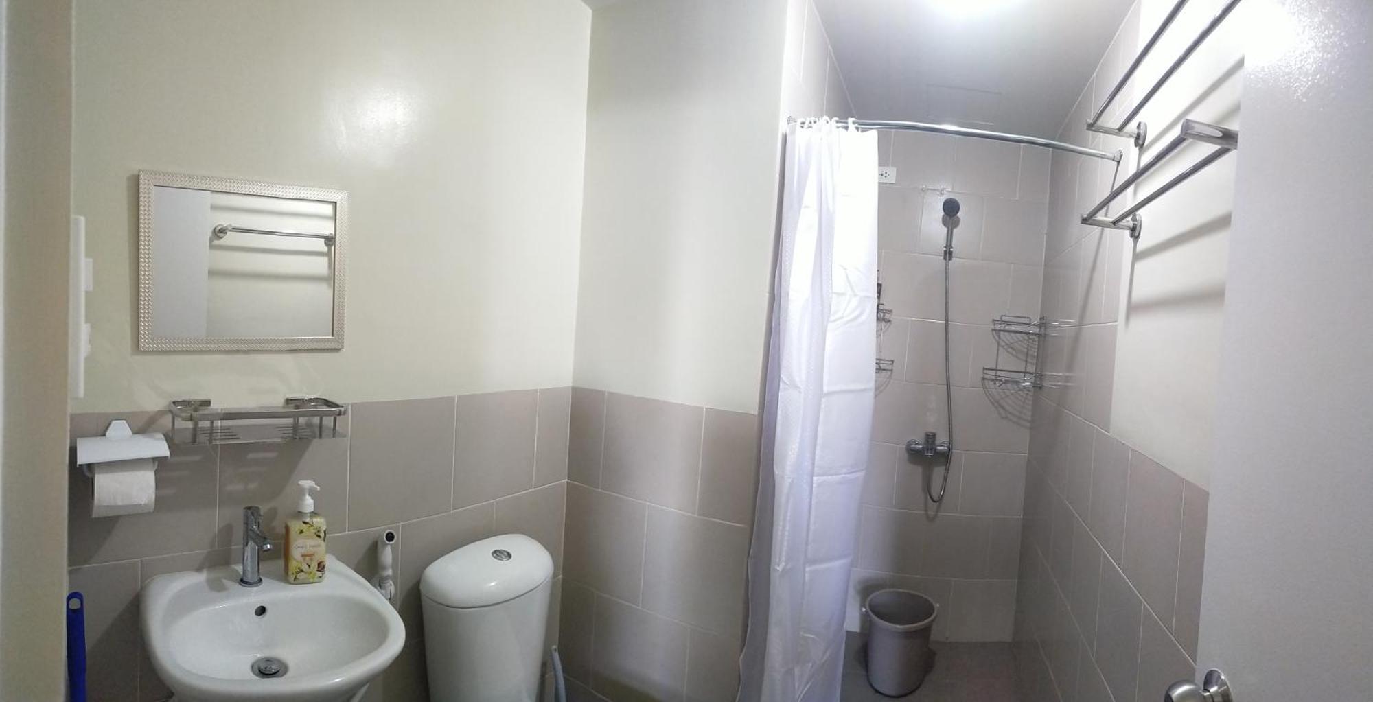 Budget Accommodation Holland Park Condominium Southwoods Binan Laguna Jalang 외부 사진